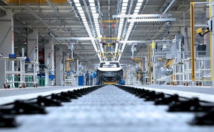Shaanxi Xianghelixin Automobile Sales Service Co., Ltd. خط تولید تولید کننده