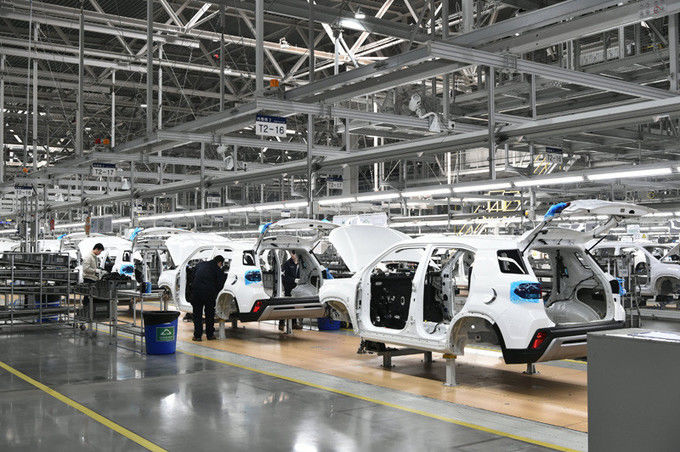 Shaanxi Xianghelixin Automobile Sales Service Co., Ltd. خط تولید تولید کننده